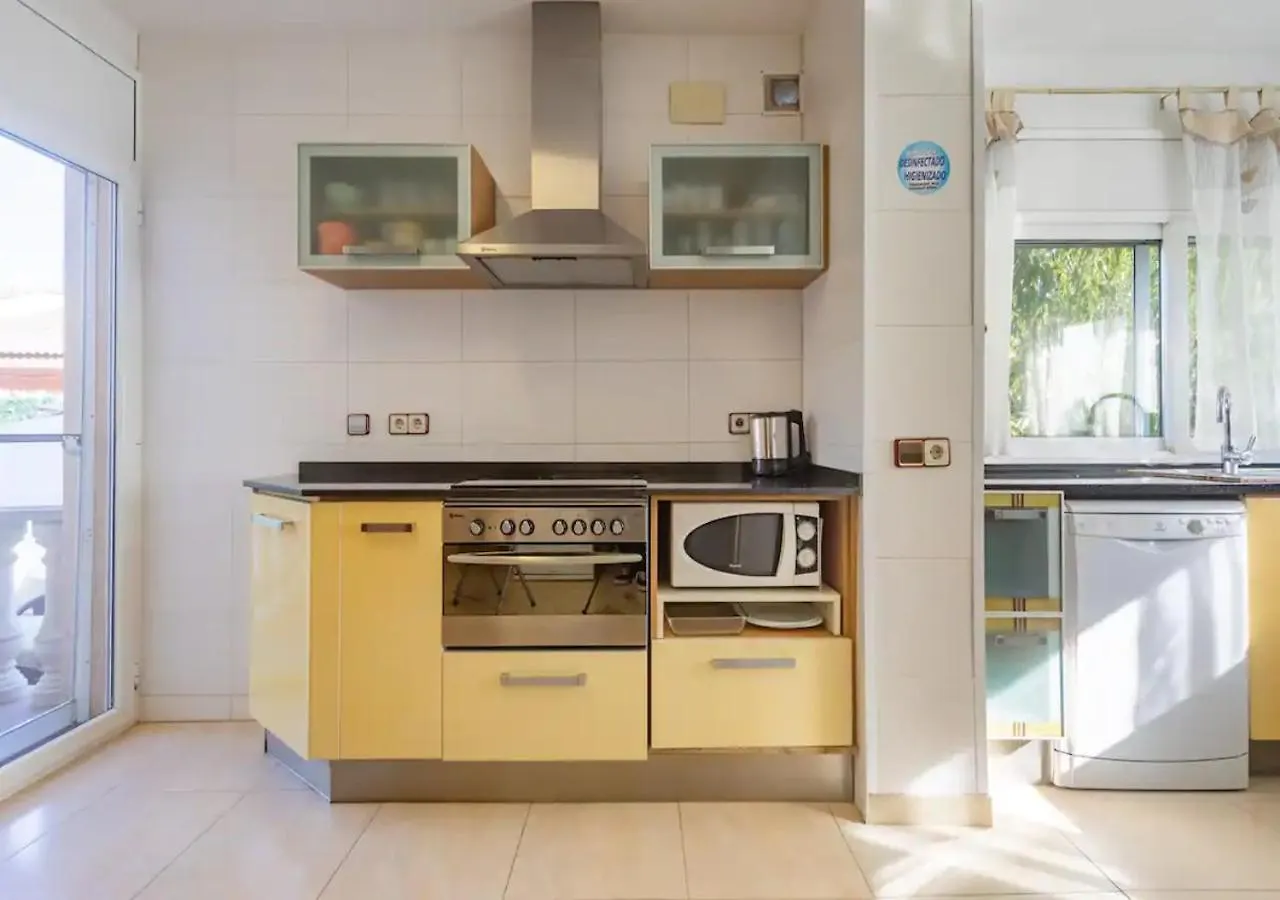 Villa Sitges Ilusion 15 Minutes By Car From Sitges Sleeps 16 People Xxl Swimming Pool Olivella