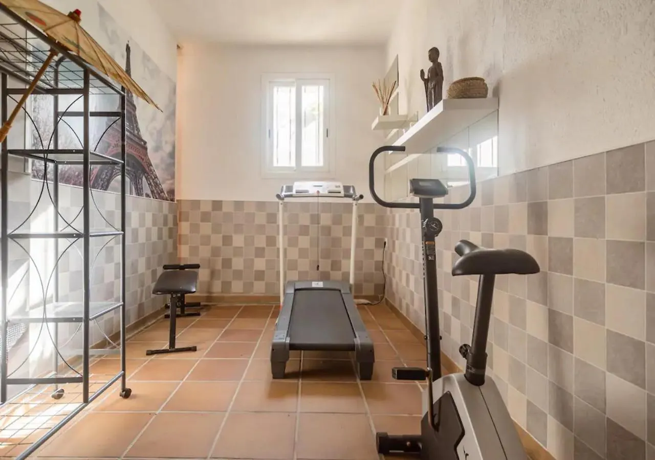 Villa Sitges Ilusion 15 Minutes By Car From Sitges Sleeps 16 People Xxl Swimming Pool Olivella