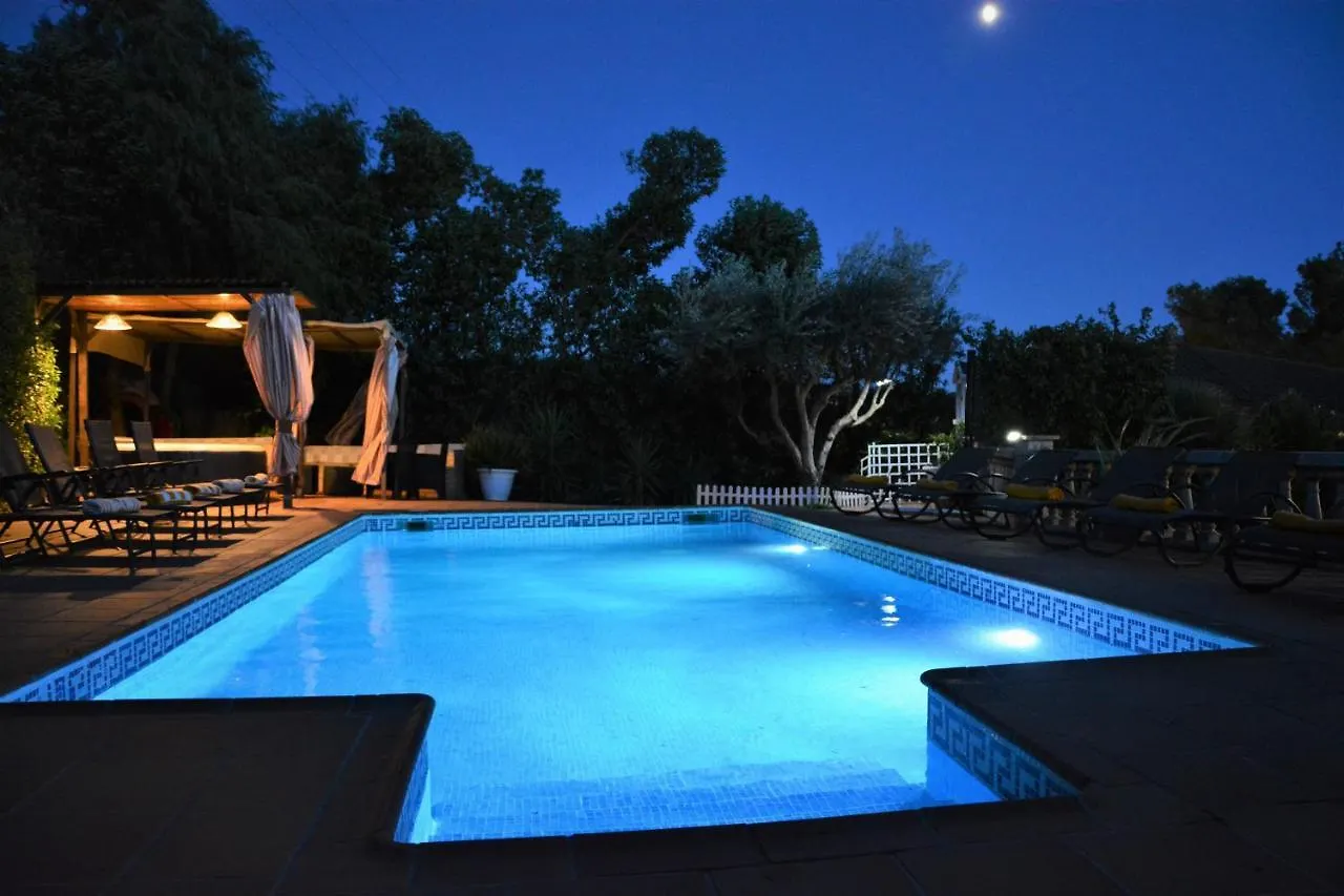 Villa Sitges Ilusion 15 Minutes By Car From Sitges Sleeps 16 People Xxl Swimming Pool Olivella Spain